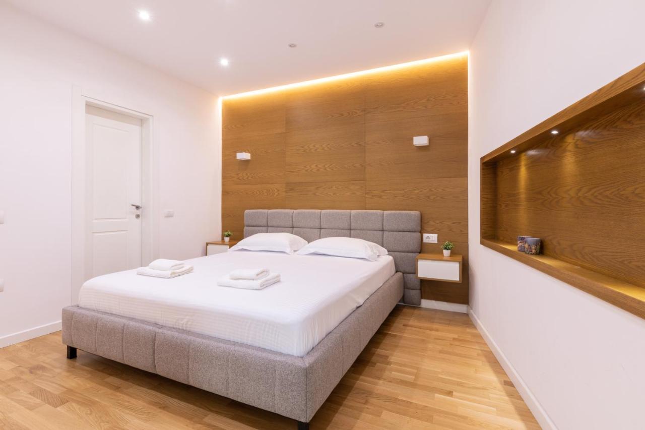 Exclusive 2 Bedrooms Apartment Tirana Exterior foto
