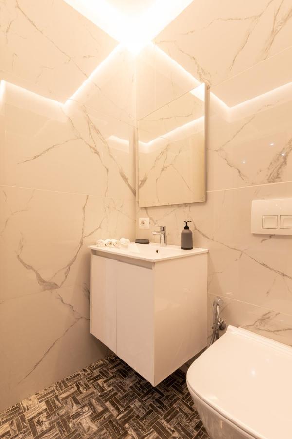 Exclusive 2 Bedrooms Apartment Tirana Exterior foto